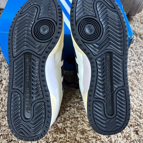 Adidas Forum2000 Sneakers Size Men 9.5 / Women 10.5 *NWT* - Picture 15 of 16